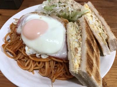 喫茶くりすたる　デカ盛りＢランチ