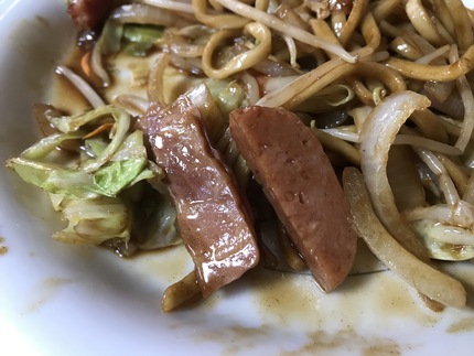 沖縄そばのソース焼きそば　～垣花食堂～