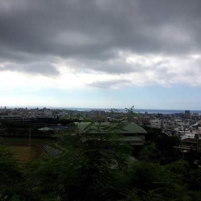 三歩進んで二歩下がる