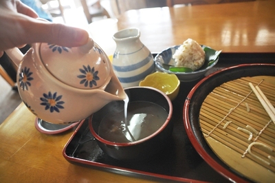 締めはそば湯
