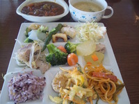 ランチ（カフェレスト　エバーロイヤル） 2011/10/22 20:50:41