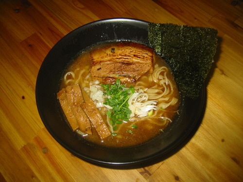 魚介醤油ラーメン