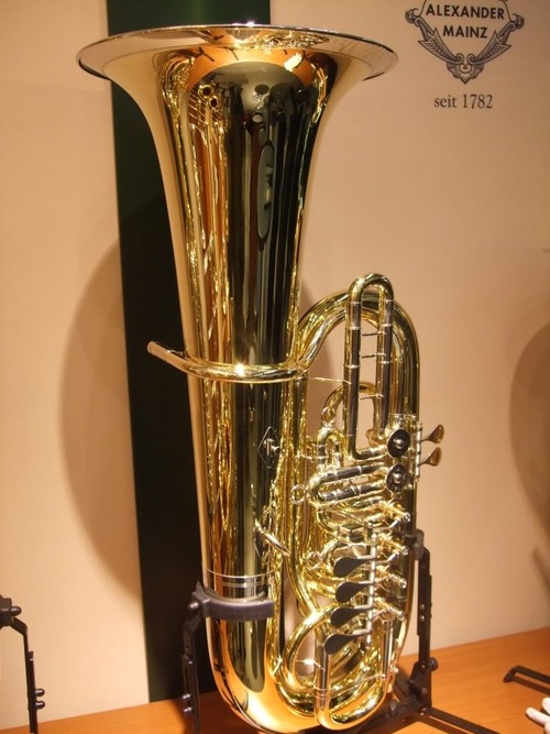 【TUBAという造形美】万人に伝わるかどうか分からない金管楽器の素晴らしさ、特にTUBAの金属管が魅せる造形美。3