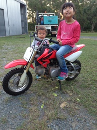 家のバイクガール&ボーイ(o^… 2014/04/11 22:00:42