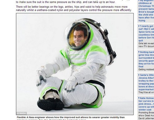 NASAの宇宙服がトイストーリーのコスプレだと話題に！