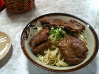 名護にいって美味しいそばをいただいたぞう〜！