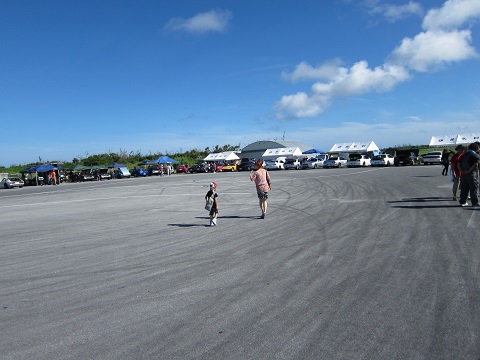 沖縄ドラックレース伊是名島大会