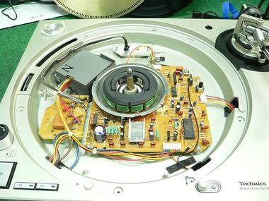 町田電化サービス｜家電 修理の公式ブログ:テクニックス Technics SL-1200MK5、回転不良 I.C交換修理