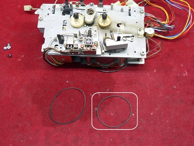 Thechnics　RS-M88と、2台セット　修理　大阪府より　メカベース分解修理、ベルト交換修理、メンテナンス　