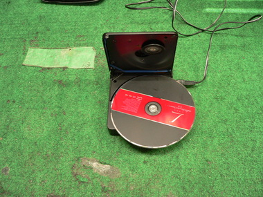 町田電化サービス｜家電 修理の公式ブログ:SONY Discman D-88 修理