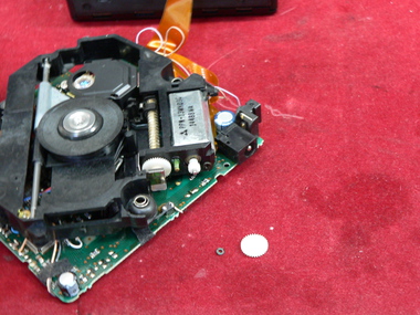 町田電化サービス|家電 修理の公式ブログ:SONY Discman D-88 町田電化サービス|家電 修理の公式ブログ:SONY Discman D-88