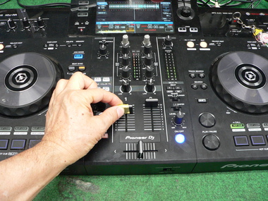 町田電化サービス｜家電 修理の公式ブログ:PIONEER XDJ-RR 修理 沖縄