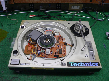 【ジャンク品】Technics SL-1200MK3D シルバー RCA接触不良 Technics SL-1200 rcaのリケーブル – Anikulapo