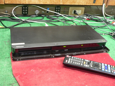 町田電化サービス｜家電 修理の公式ブログ:TOSHIBA REGZA DBR-T670