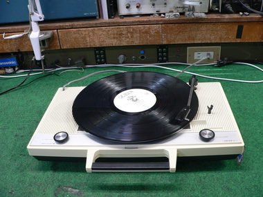 町田電化サービス｜家電 修理の公式ブログ:Victor SPE-8200 修理 沖縄