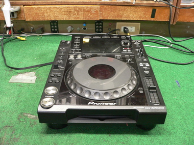 Pioneer CDJ-2000 動作品 修理履歴あり 町田電化サービス｜家電 修理の公式ブログ:PIONEER CDJ-2000 nexus