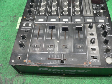 Pioneer DJM-700●動作ok●エフェクト一部不良.横フェーダ音漏れ 町田電化サービス｜家電 修理の公式ブログ:PIONEER DJM-700 修理 沖縄