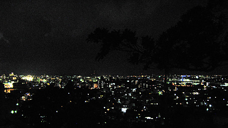 那覇の夜景ですが みとく館 Naha