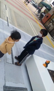あしびなーでシーサー探し♪ 2011/12/19 10:16:30
