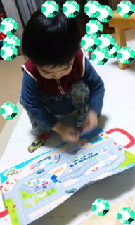 トミカのおでかけHAPPYシール 2012/03/09 23:09:09