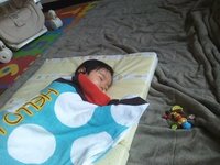 寝るねぇ(^.^) 2012/02/22 17:11:24