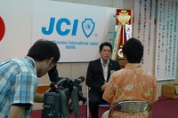 上原理事長ＴＶデビュー！？ 2009/07/07 09:06:47