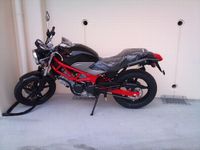 HONDA　VTR