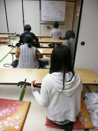 ２月の三線教室のお知らせ 2012/02/01 13:16:48