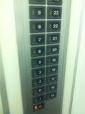 香港のエレベーター