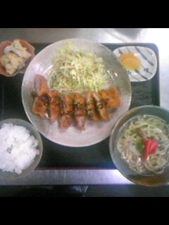 晩御飯の時間だけど・・・