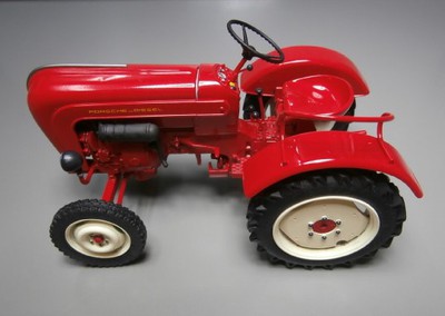 ポルシェ　トラクター　その４