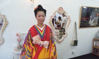 琉裝