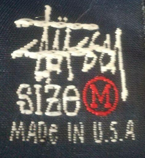 怪しいタグ　stussy
