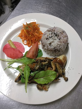 ルポ　ランチ　