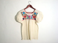 メキシコ、刺繍シャツ 2010/05/28 10:37:28