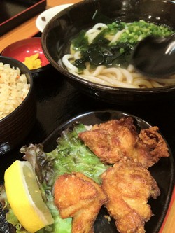 うどん三玉は、多いね！！