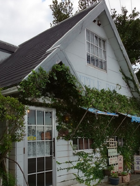 Cafe　Little　Box
