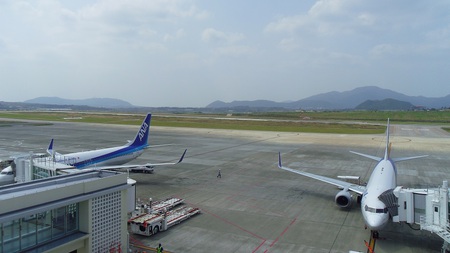 南ぬ島空港（ぱいぬしまくうこう）