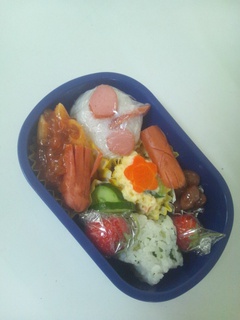 苦し紛れのウルトラ弁当(キャラ弁)