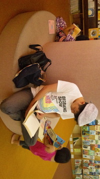 市立図書館 2011/07/04 21:43:38