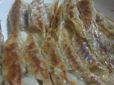 餃子が上手く焼けました