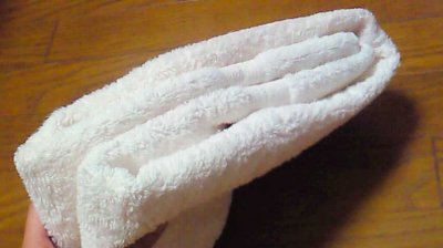 美しいタオルのたたみ方