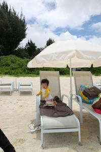 海とプール 2010/06/27 00:00:39