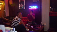 某日、応援する会オフ会が開催されました。 2011/06/27 23:10:16