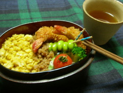 お弁当。。