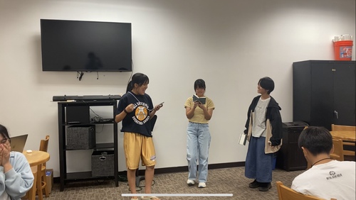 8/16 ＜前半＞語学カルチャークラス、farewell party準備