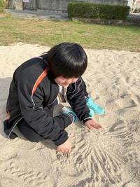 近くの公園へ・・・ 2025/02/27 19:50:00