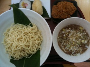 沖縄そば！？（つけ麺）