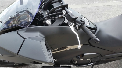 モトフリーク ウイリー スタッフブログ ホンダ Nm4 ハンドブレーキ化