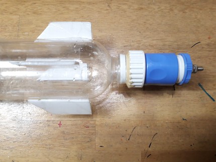 再ドッキング水ロケット 自然日記:水ロケットほぼ完成しました！